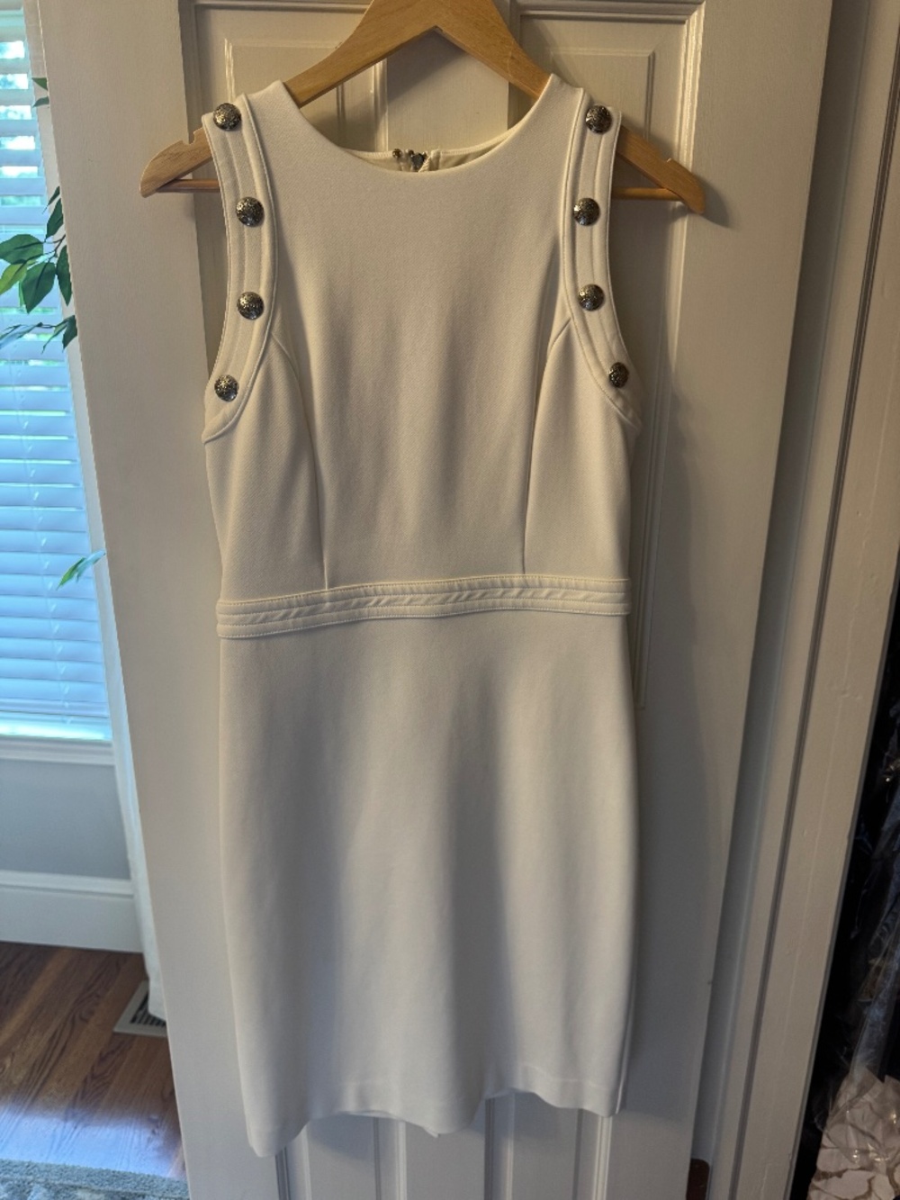 White House Black Market White Sheath Dress Size 8